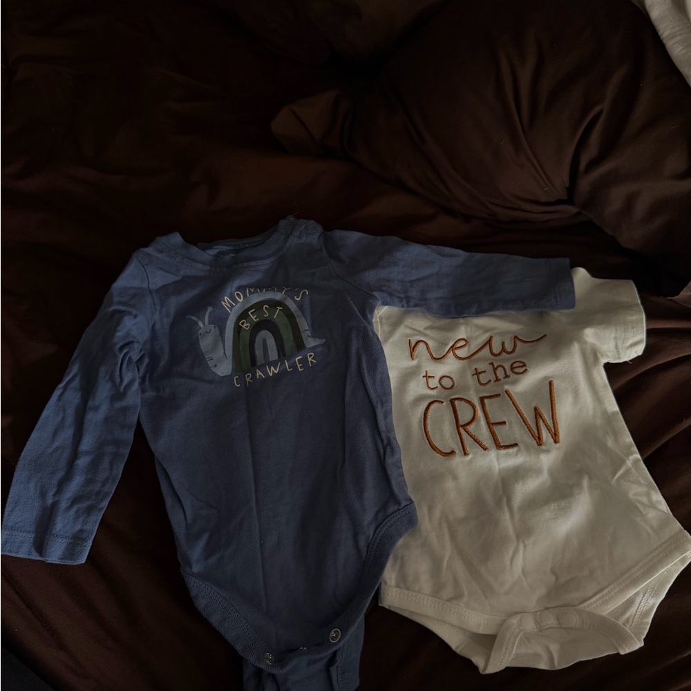 BABY ONESIE SET
